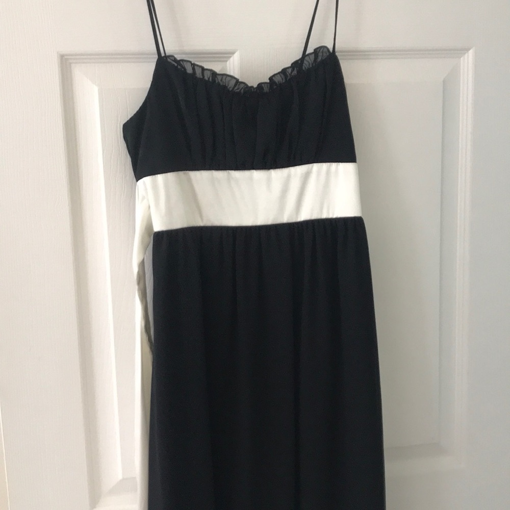 Cute black and white dress